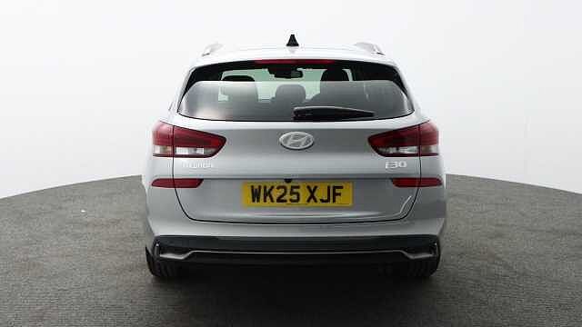 Hyundai i30 1.5 T-GDi MHEV Premium Tourer 5dr Petrol Hybrid Manual Euro 6 (s/s) (140 ps)