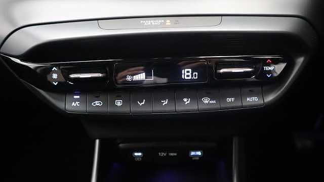 Hyundai I20 1.0 T-GDi Premium Hatchback 5dr Petrol DCT Euro 6 (s/s) (100 ps) Lumen Grey