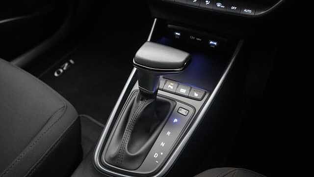 Hyundai I20 1.0 T-GDi Premium Hatchback 5dr Petrol DCT Euro 6 (s/s) (100 ps) Lumen Grey