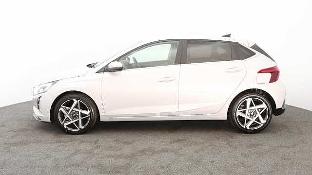 Hyundai I20 1.0 T-GDi Premium Hatchback 5dr Petrol DCT Euro 6 (s/s) (100 ps) Lumen Grey