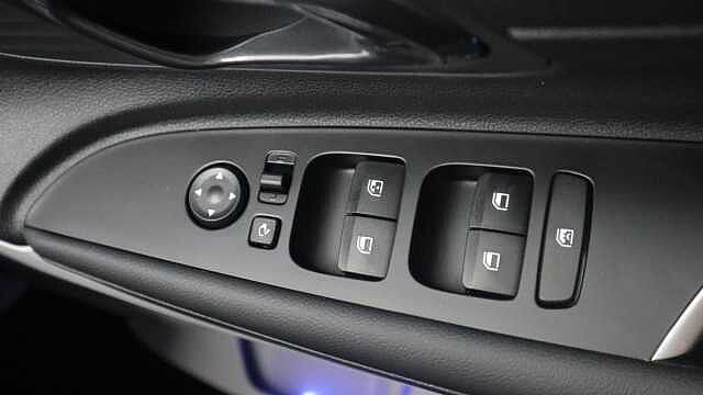 Hyundai i20 1.0 T-GDi Ultimate Hatchback 5dr Petrol DCT Euro 6 (s/s) (100 ps)