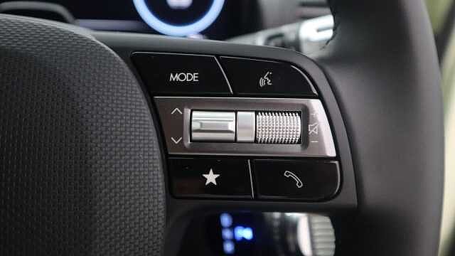 Hyundai INSTER Long Range 49kWh 02 SUV 5dr Electric Auto (115 ps) Buttermilk Yellow