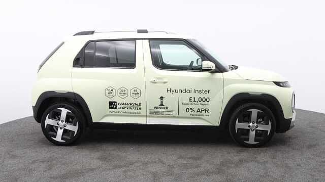 Hyundai INSTER Long Range 49kWh 02 SUV 5dr Electric Auto (115 ps) Buttermilk Yellow