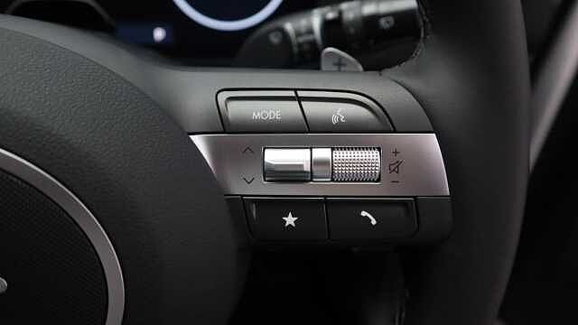 Hyundai KONA 1.6 h-GDi Advance SUV 5dr Petrol Hybrid DCT Euro 6 (s/s) (129 ps) White