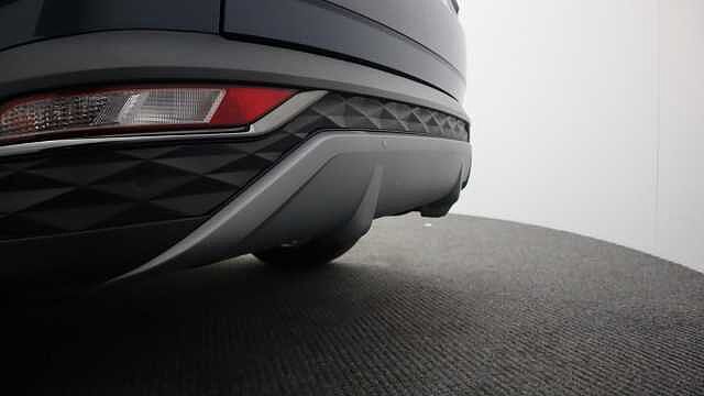 Hyundai TUCSON 1.6 h T-GDi 13.8kWh Ultimate SUV 5dr Petrol Plug-in Hybrid Auto 4WD Euro 6 (s/s)