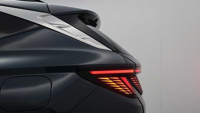 Hyundai TUCSON 1.6 h T-GDi 13.8kWh Ultimate SUV 5dr Petrol Plug-in Hybrid Auto 4WD Euro 6 (s/s)