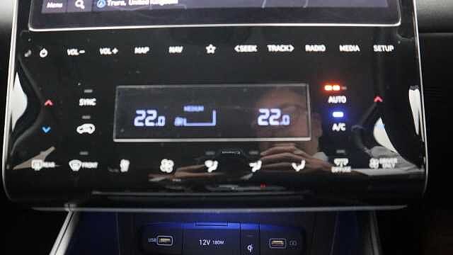 Hyundai TUCSON 1.6 h T-GDi Premium SUV 5dr Petrol Hybrid Auto Euro 6 (s/s) (230 ps)
