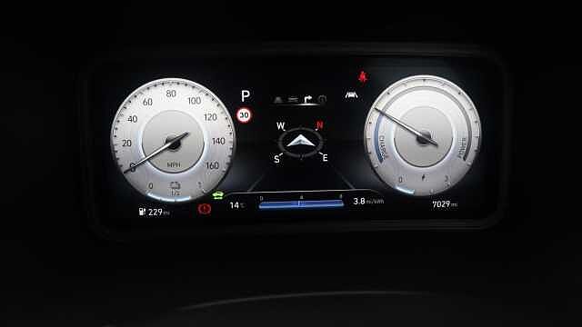 Hyundai KONA 64kWh Premium SUV 5dr Electric Auto (10.5kW Charger) (204 ps)