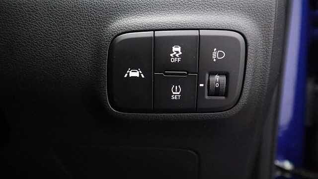 Hyundai i10 1.0 SE Connect Hatchback 5dr Petrol Manual Euro 6 (s/s) (67 ps)