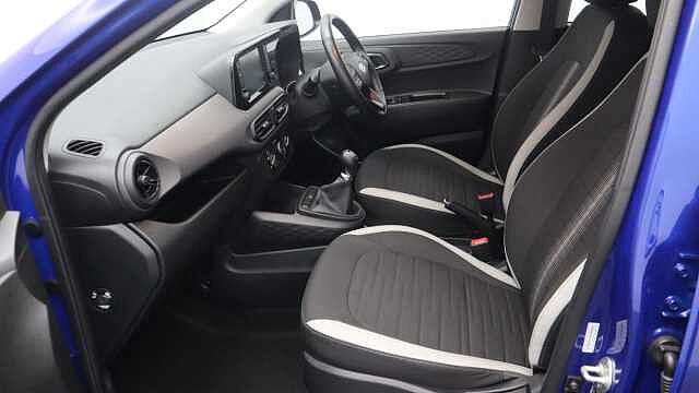 Hyundai i10 1.0 SE Connect Hatchback 5dr Petrol Manual Euro 6 (s/s) (67 ps)