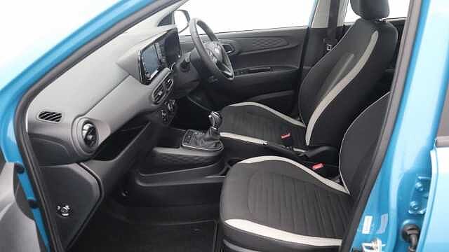 Hyundai i10 1.2 SE Connect Hatchback 5dr Petrol Auto Euro 6 (s/s) (84 ps)