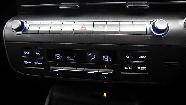 Hyundai KONA 65.4kWh Advance SUV 5dr Electric Auto (218 ps)