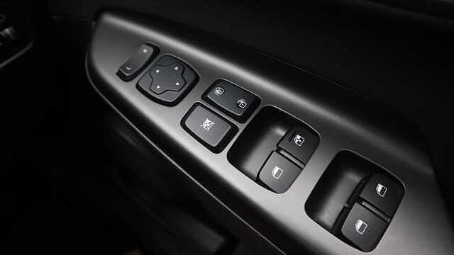 Hyundai KONA 1.0 T-GDi Play SUV 5dr Petrol Manual Euro 6 (s/s) (120 ps)