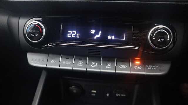 Hyundai KONA 1.6 h-GDi Premium SUV 5dr Petrol Hybrid DCT Euro 6 (s/s) (141 ps)