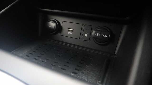 Hyundai KONA 1.6 h-GDi Premium SUV 5dr Petrol Hybrid DCT Euro 6 (s/s) (141 ps)