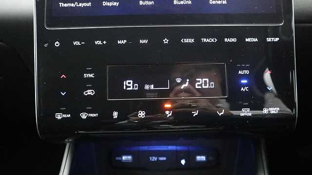 Hyundai TUCSON 1.6 h T-GDi Premium SUV 5dr Petrol Hybrid Auto Euro 6 (s/s) (230 ps)