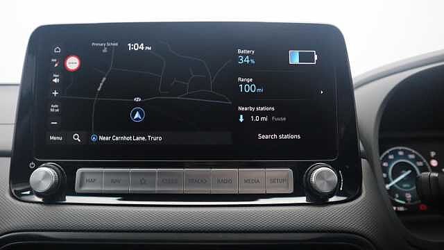 Hyundai KONA 64kWh Premium SUV 5dr Electric Auto (10.5kW Charger) (204 ps)