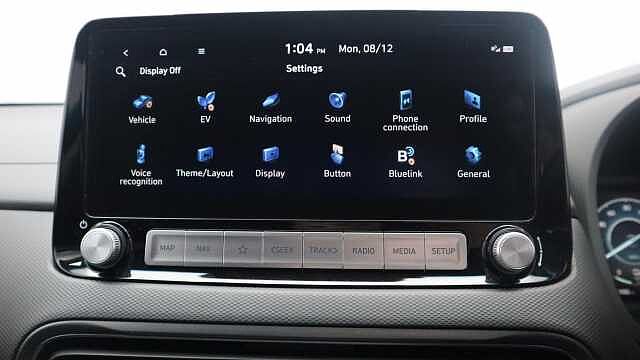 Hyundai KONA 64kWh Premium SUV 5dr Electric Auto (10.5kW Charger) (204 ps)