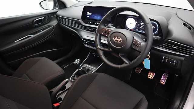 Hyundai BAYON 1.0 T-GDi Premium SUV 5dr Petrol Manual Euro 6 (s/s) (100 ps)