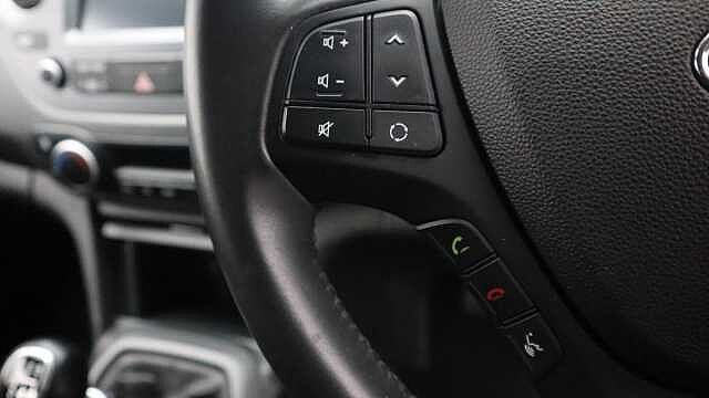 Hyundai i10 1.2 Premium Hatchback 5dr Petrol Manual Euro 6 (87 ps)