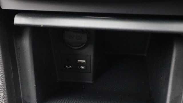 Hyundai i10 1.2 Premium Hatchback 5dr Petrol Manual Euro 6 (87 ps)