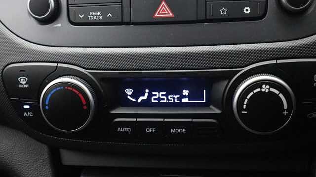 Hyundai i10 1.2 Premium Hatchback 5dr Petrol Manual Euro 6 (87 ps)