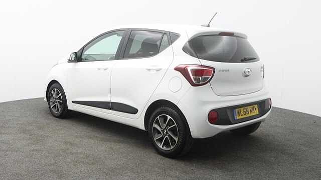 Hyundai i10 1.2 Premium Hatchback 5dr Petrol Manual Euro 6 (87 ps)