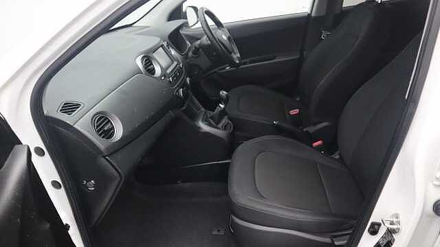 Hyundai i10 1.2 Premium Hatchback 5dr Petrol Manual Euro 6 (87 ps)