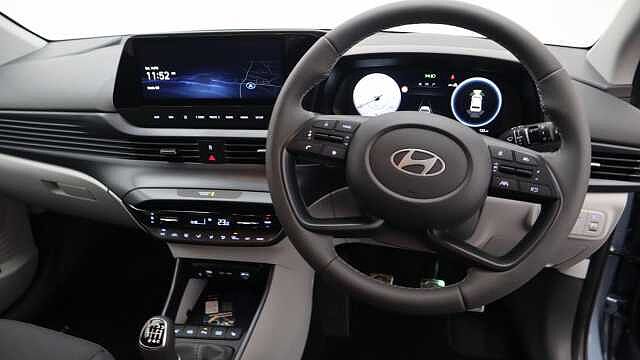 Hyundai BAYON 1.0 T-GDi Tech Line SUV 5dr Petrol Manual Euro 6 (s/s) (90 ps) Blue