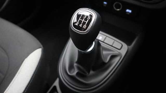 Hyundai i10 1.0 Advance Hatchback 5dr Petrol Manual Euro 6 (s/s) (67 ps)