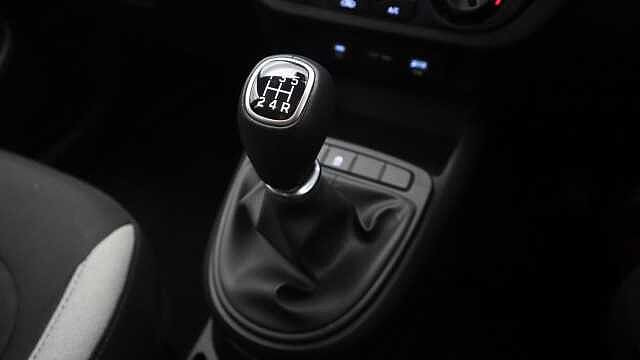 Hyundai i10 1.0 Advance Hatchback 5dr Petrol Manual Euro 6 (s/s) (63 ps)