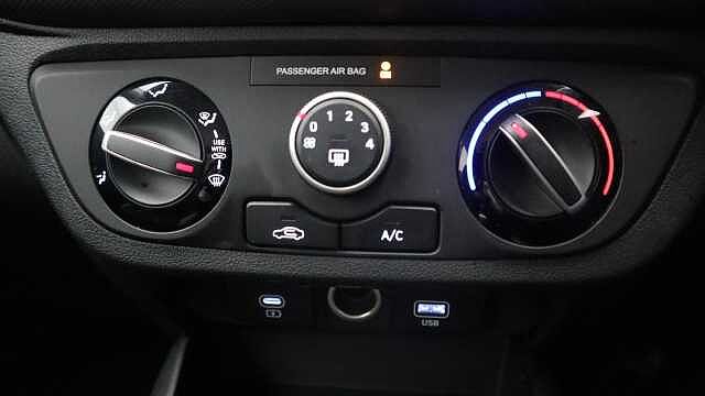 Hyundai i10 1.0 Advance Hatchback 5dr Petrol Manual Euro 6 (s/s) (67 ps)