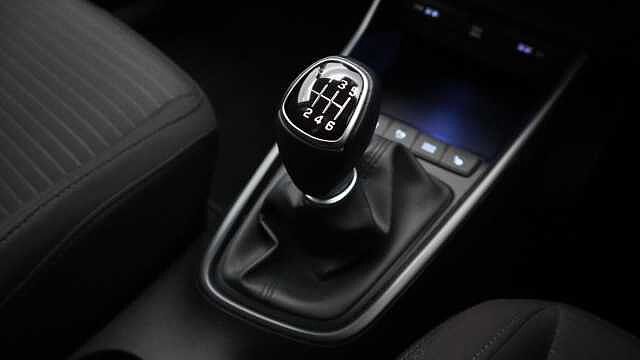 Hyundai i20 1.0 T-GDi MHEV Premium Hatchback 5dr Petrol Hybrid Manual Euro 6 (s/s) (100 ps)