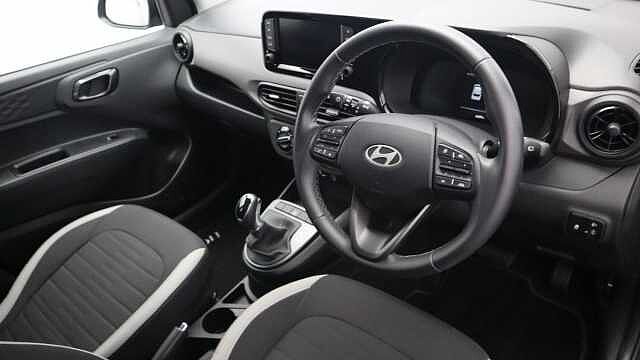 Hyundai i10 1.2 Advance Hatchback 5dr Petrol Auto Euro 6 (s/s) (79 ps)