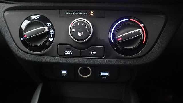 Hyundai i10 1.2 Advance Hatchback 5dr Petrol Auto Euro 6 (s/s) (79 ps)