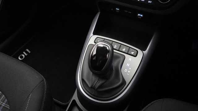 Hyundai I10 1.2 Premium Hatchback 5dr Petrol Auto Euro 6 (s/s) (79 ps) Blue
