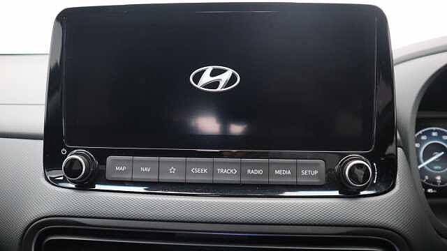 Hyundai KONA 1.6 h-GDi Premium SUV 5dr Petrol Hybrid DCT Euro 6 (s/s) (141 ps) Green