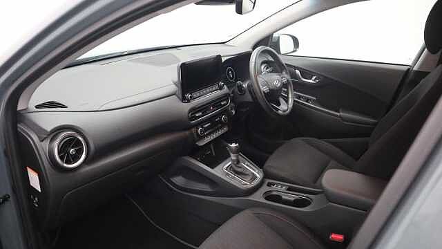 Hyundai KONA 1.6 h-GDi Premium SUV 5dr Petrol Hybrid DCT Euro 6 (s/s) (141 ps) Green