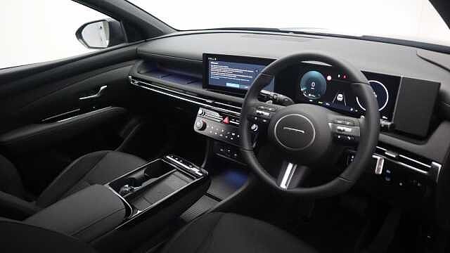 Hyundai TUCSON 1.6T Hybrid Black Line SUV 5dr Petrol Hybrid Auto Euro 6 (s/s) (239 ps)