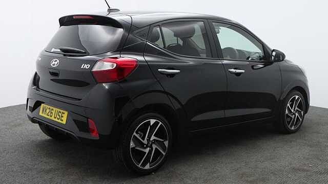 Hyundai i10 1.2 Premium Hatchback 5dr Petrol Auto Euro 6 (s/s) (79 ps)