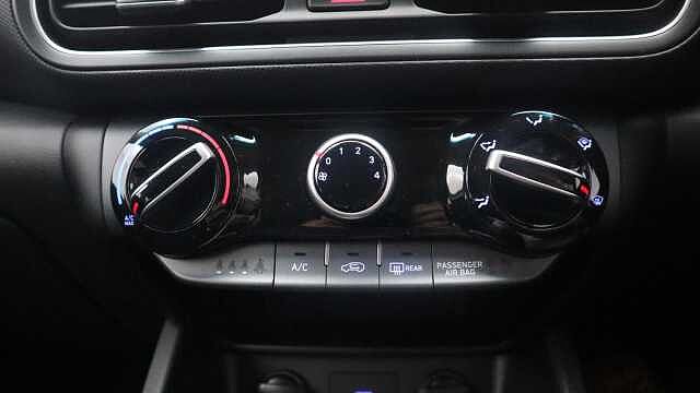 Hyundai KONA 1.0 T-GDi MHEV SE Connect SUV 5dr Petrol Hybrid Manual Euro 6 (s/s) (120 ps)