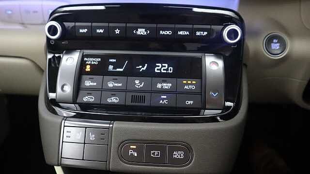 Hyundai INSTER Long Range 49kWh 02 SUV 5dr Electric Auto (115 ps)
