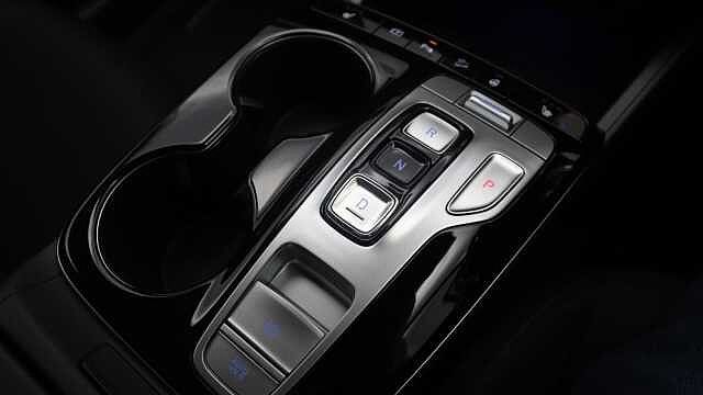 Hyundai TUCSON 1.6 h T-GDi Premium SUV 5dr Petrol Hybrid Auto Euro 6 (s/s) (230 ps)